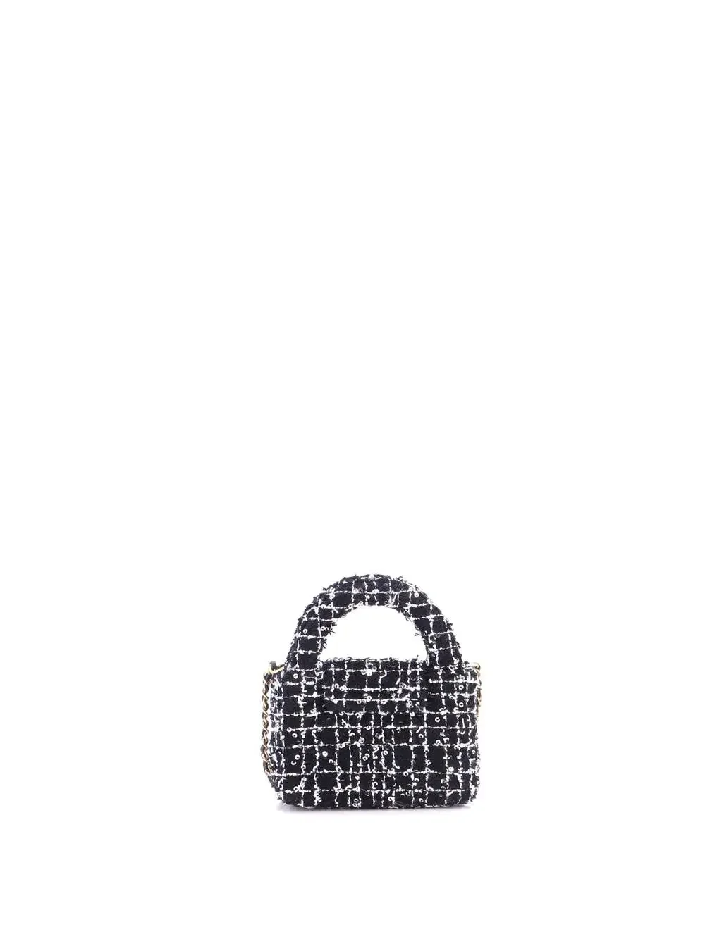 CHANEL elevate your